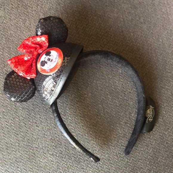 Disney Accessories - ✨DISNEY MOUSEKETEER HEADBAND✨